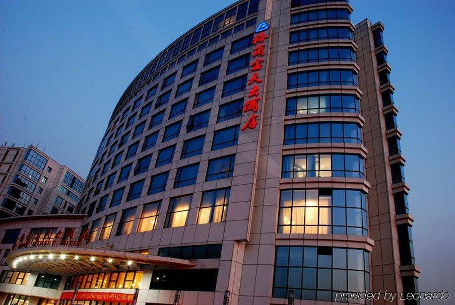 Grand Skylight Hotel Tianjin Exterior photo